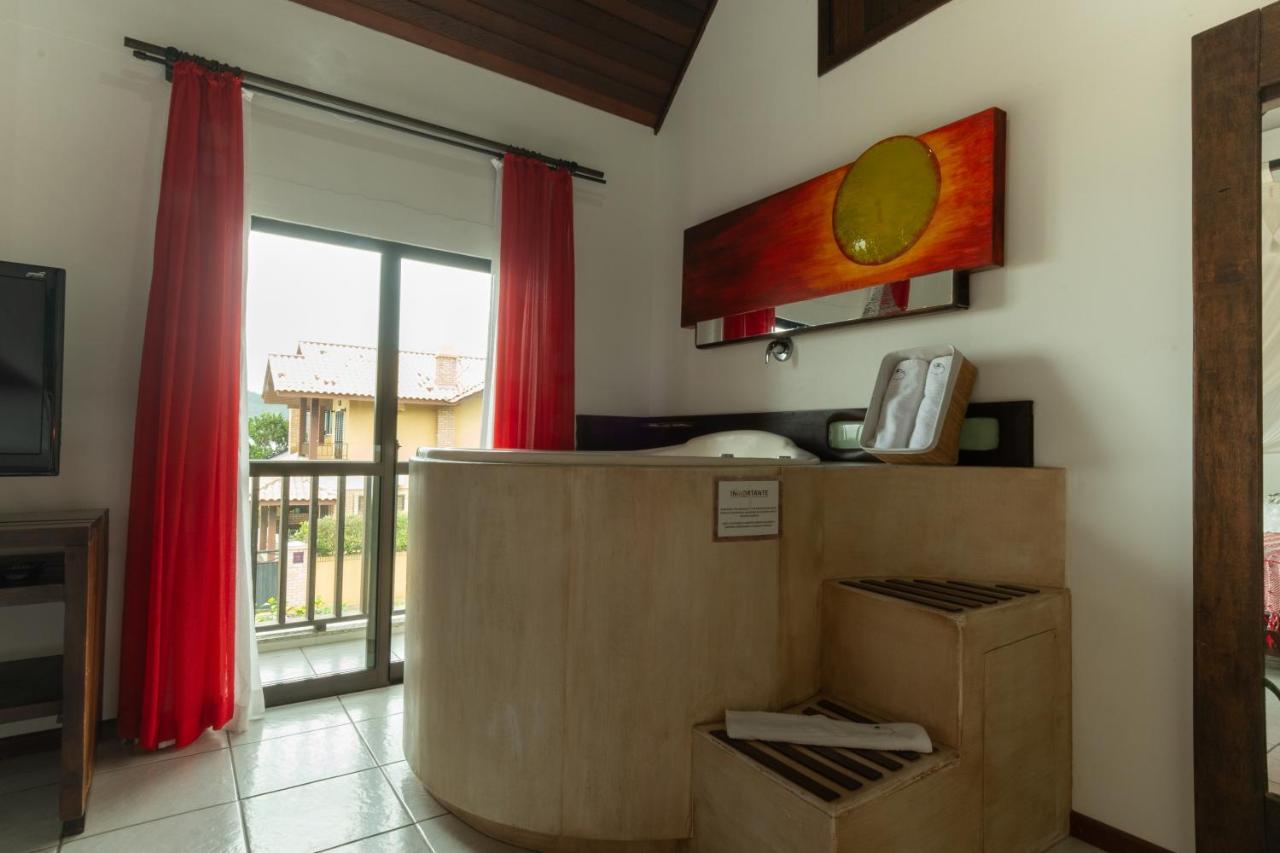 Olhos Verdes Guest House Bombinhas Extérieur photo